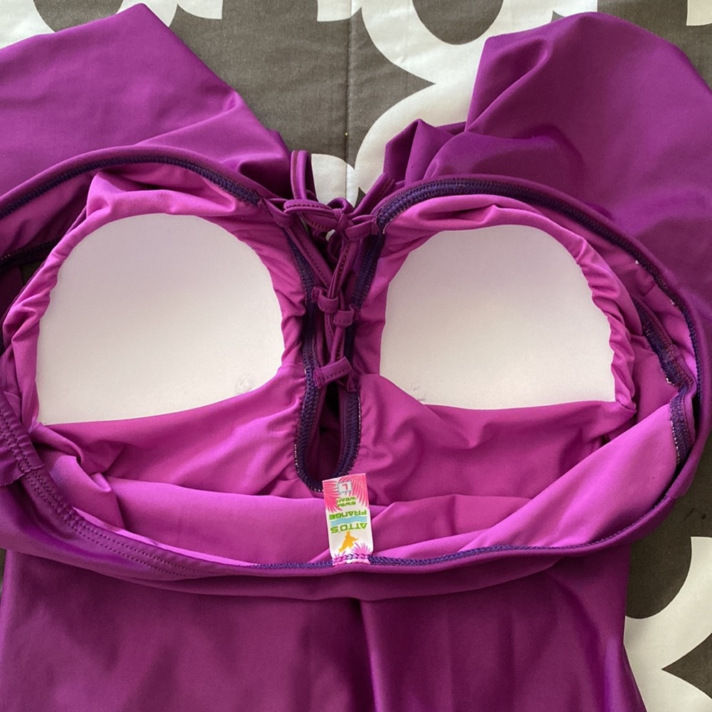 Atto’s Frange Ruffled Swimsuit - Picture 7 of 7